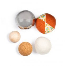 Bolas de texturas y medidas distintas de Petit Boum
