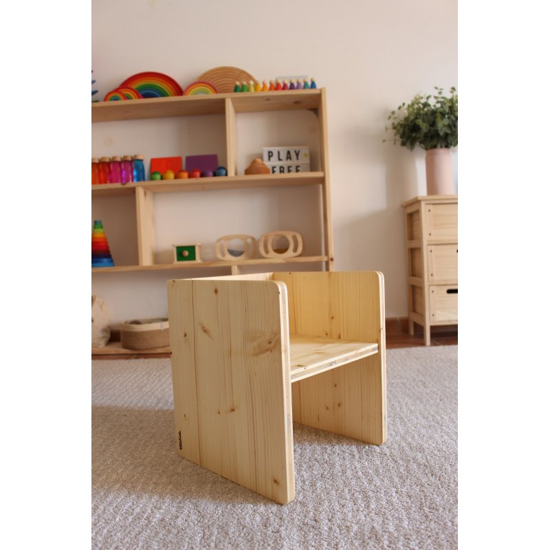 Cadira cub Montessori
