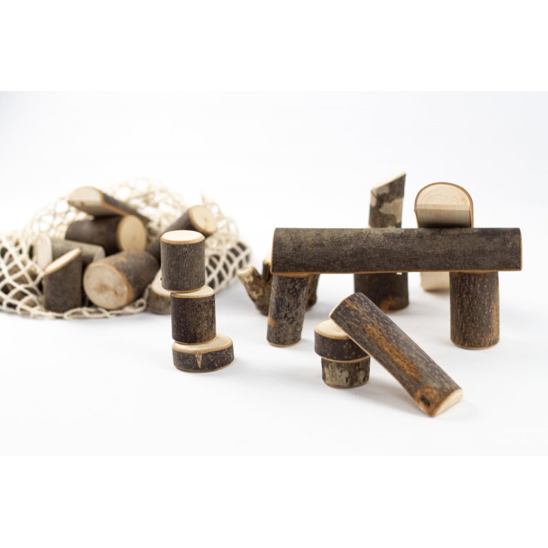 Bloques de madera natural para apilar
