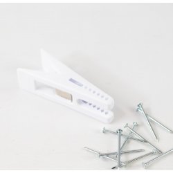 Pinza para sujetar clavos