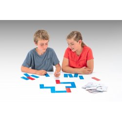 Domino de cartón con fichas de multiplicaciones