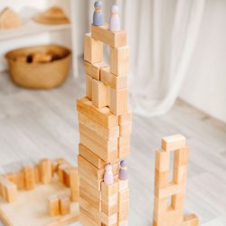 Bloques de distintas medidas para hacer construcciones J4712 Juguetes Grimm's 3