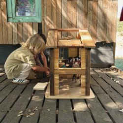 Granja de fusta J3008 Mora Games & Toys 4