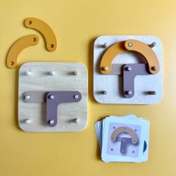 Juego de crear formas de madera