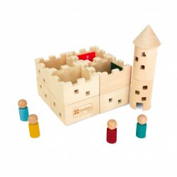 Castell fusta amb finestres translúcides