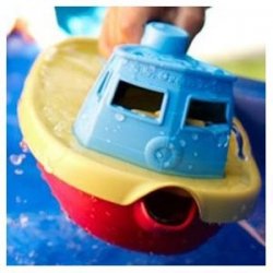 Barco de juguete para la bañera o la piscina