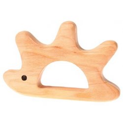 Mordedor erizo para bebés. De madera y marca Grimm's