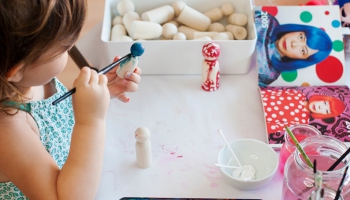 Peg dolls: recreando nuestras artistas favoritas.